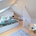 Moderne In *