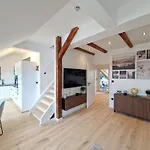 Moderne In Apartamento
