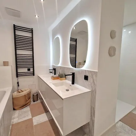 Apartment Moderne In