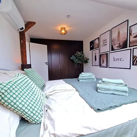 Διαμέρισμα Moderne In Γκρατς